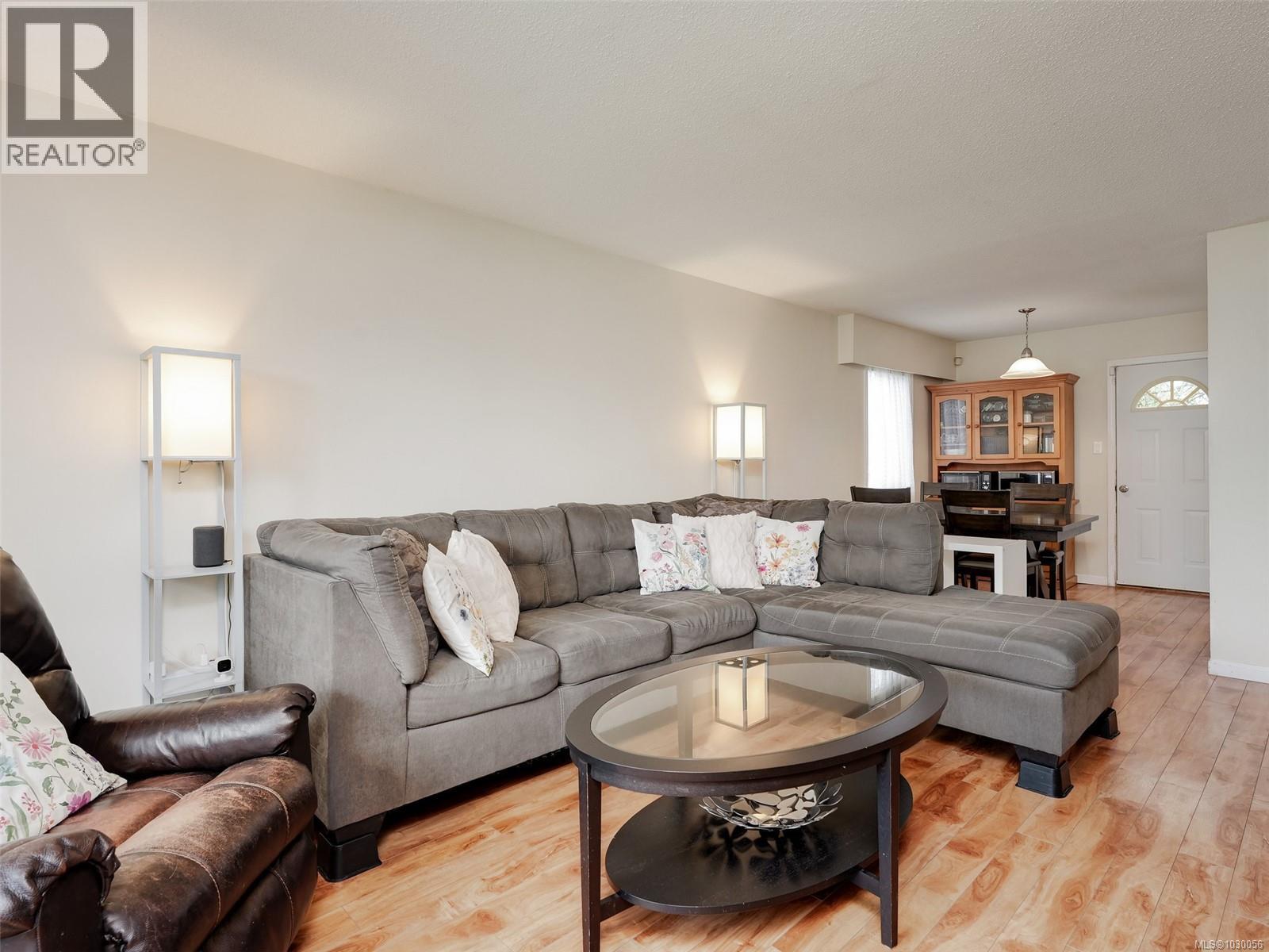 2035 MELVILLE DR - Image 3