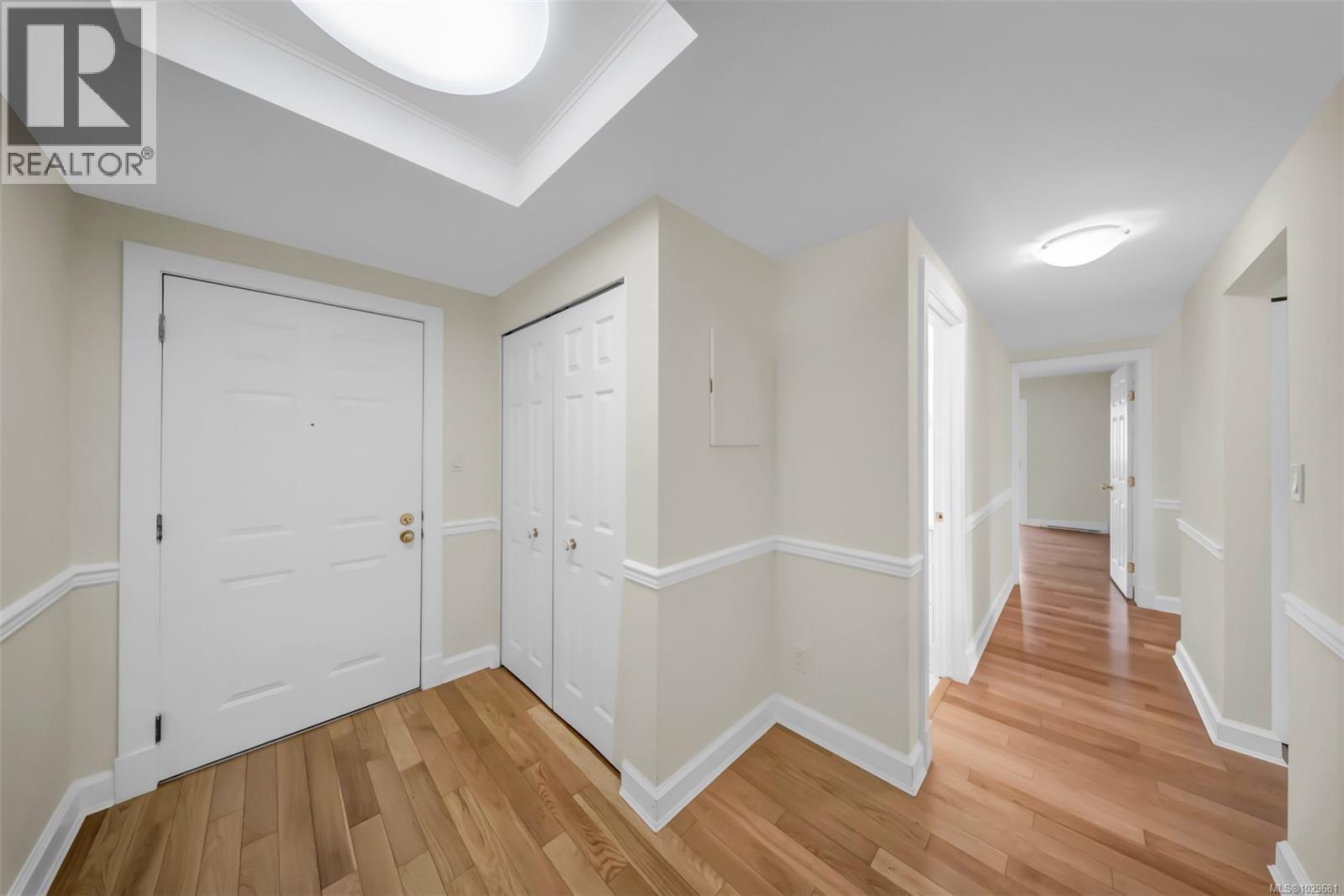 #405 420 LINDEN AVE - 23