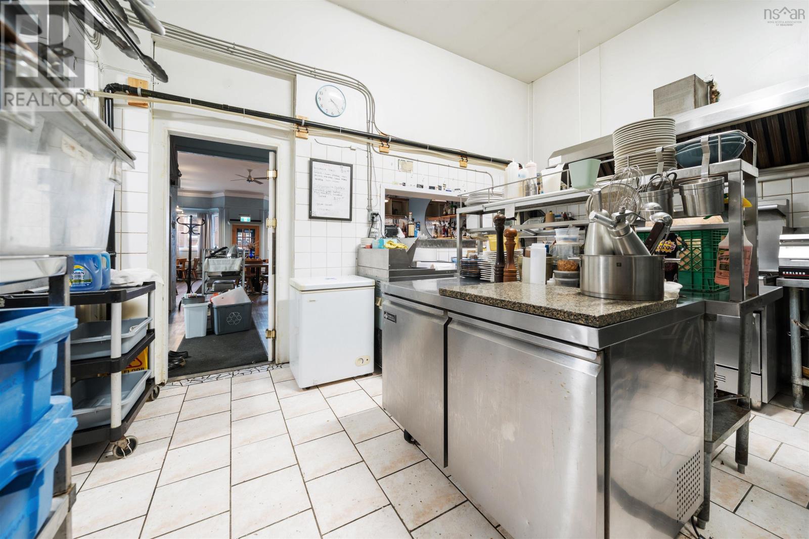 Property 39 of 49 of 216 Archimedes Street