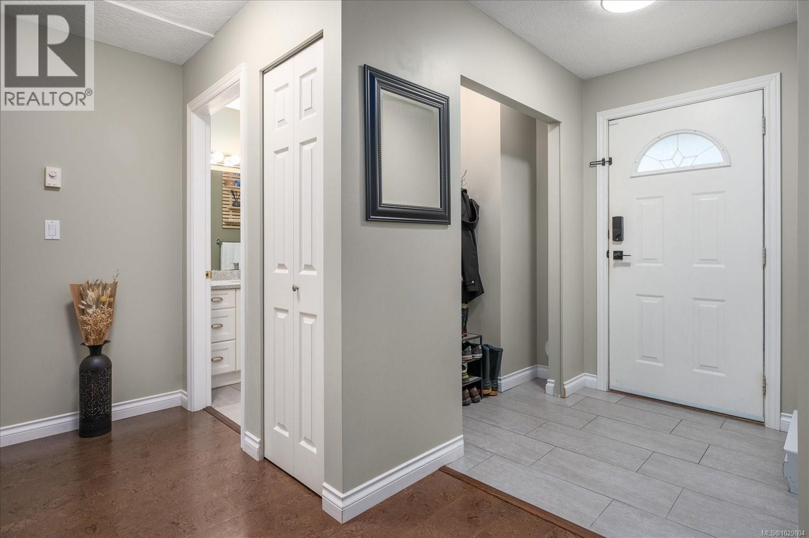 #202 2 Doric Ave - 14