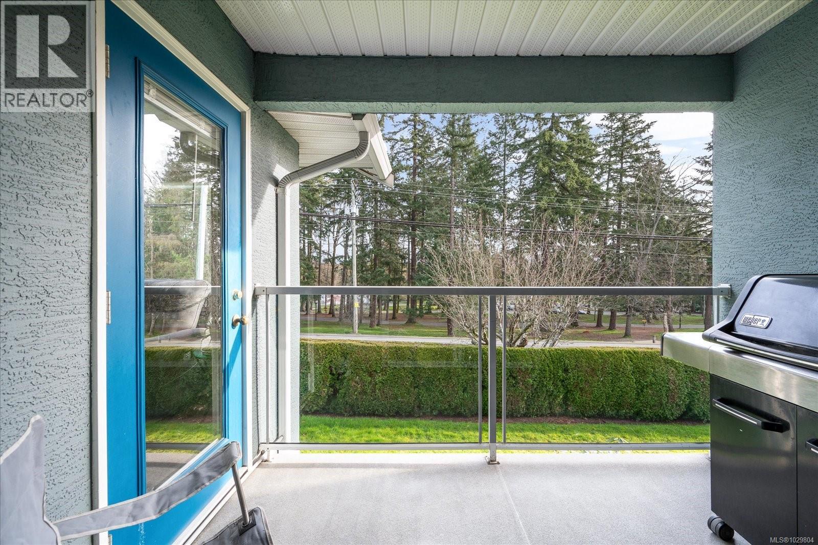#202 2 Doric Ave - 19