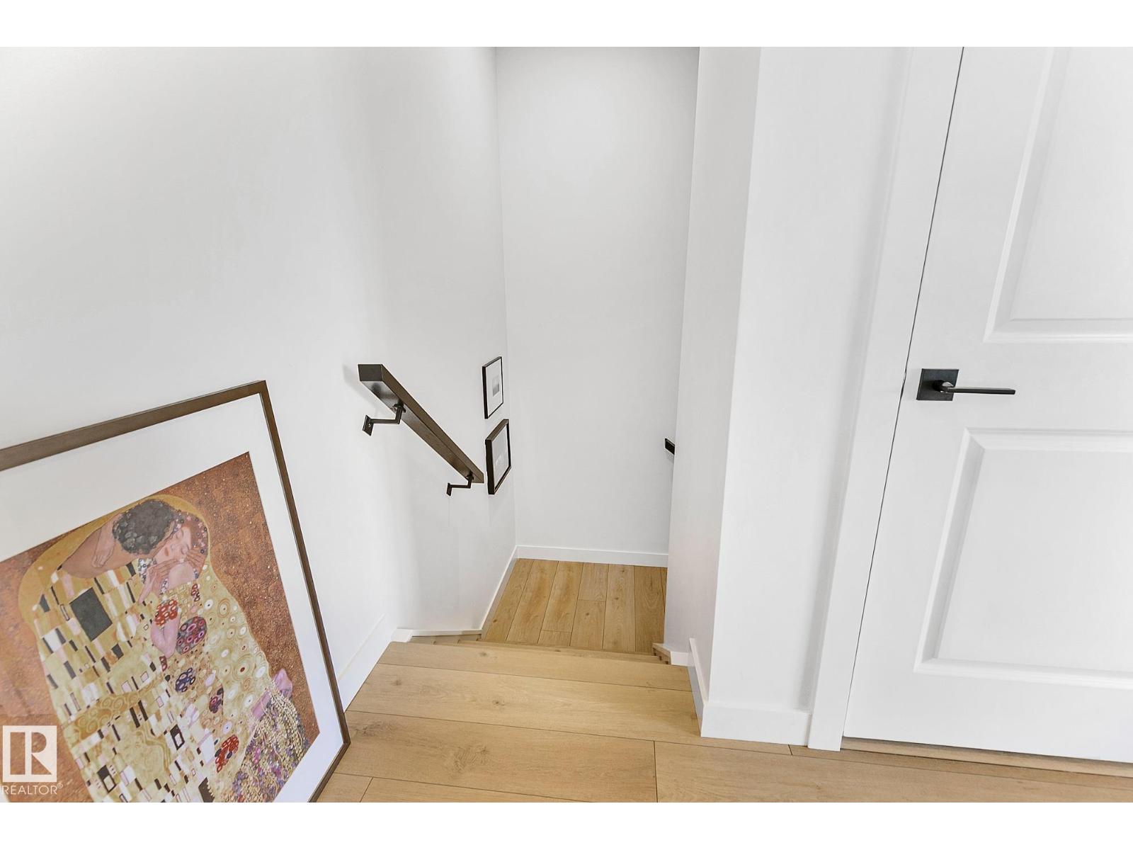 10363 149 ST NW - 26