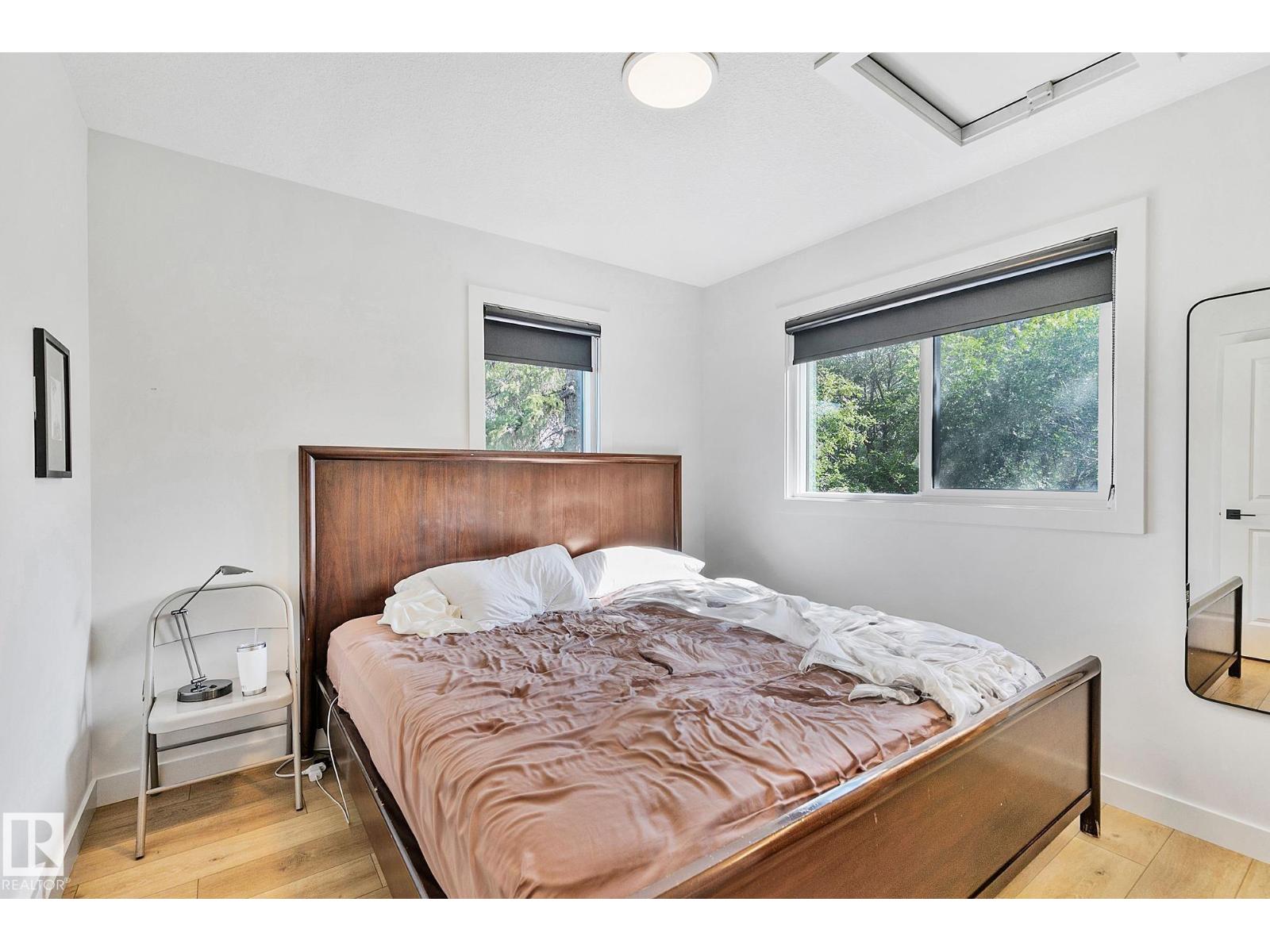 10363 149 ST NW - 27