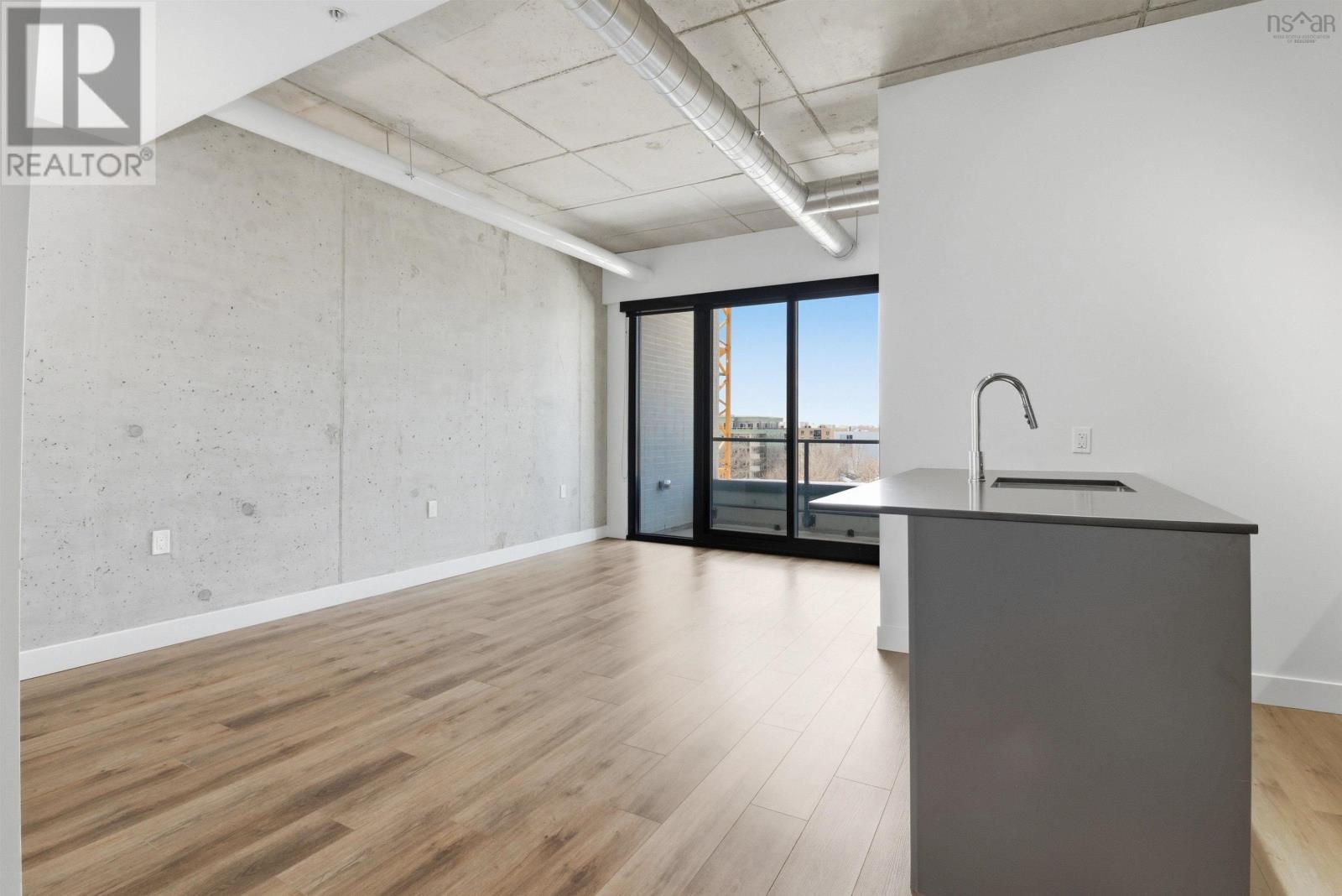 #707 5511 BILBY STREET - 9