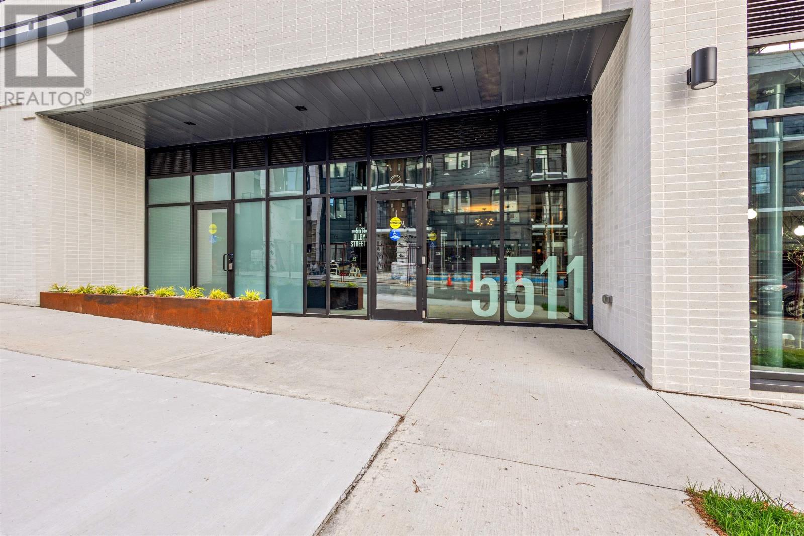 #707 5511 BILBY STREET - 2