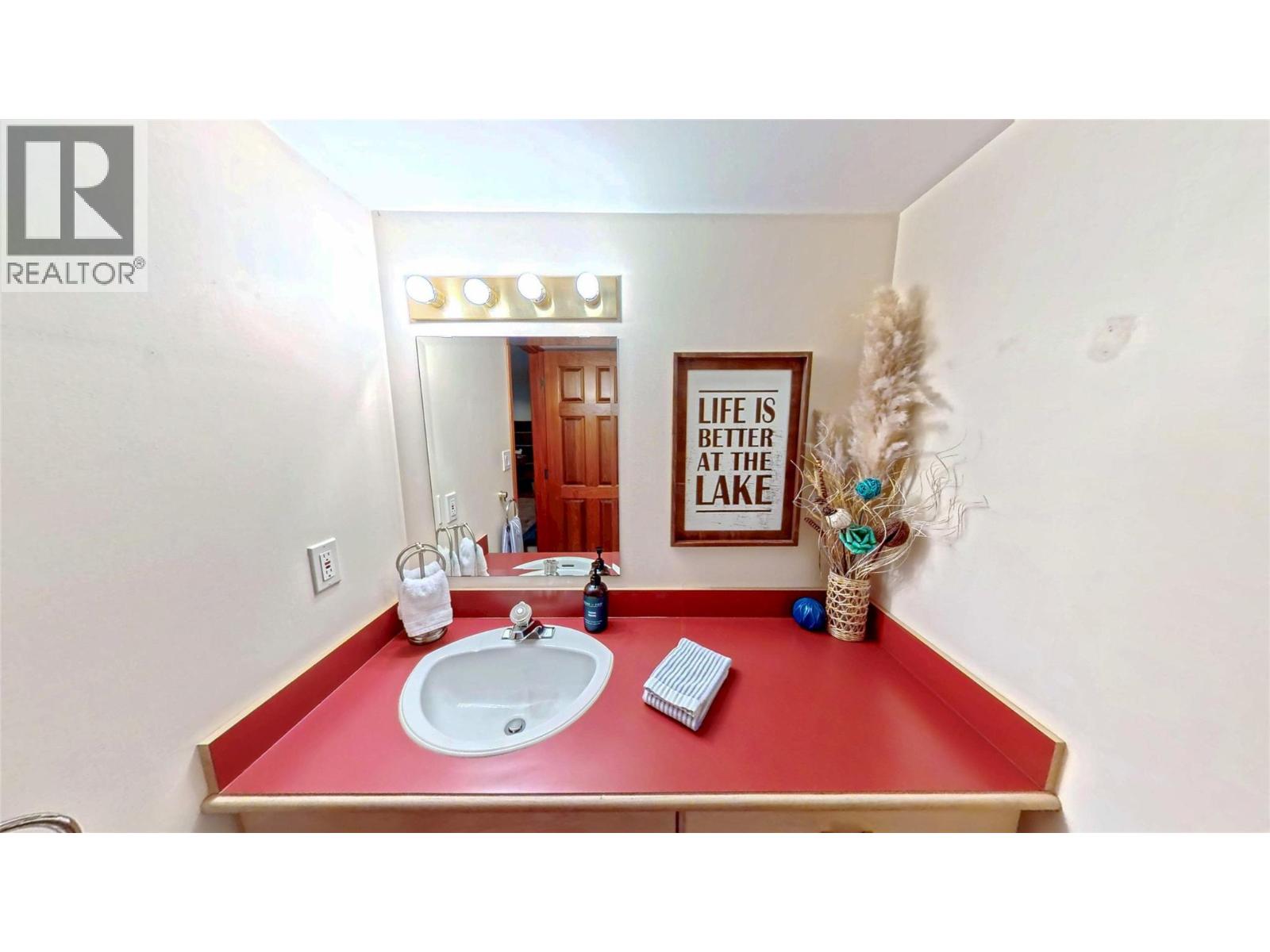 2822 Juniper Crescent - 41