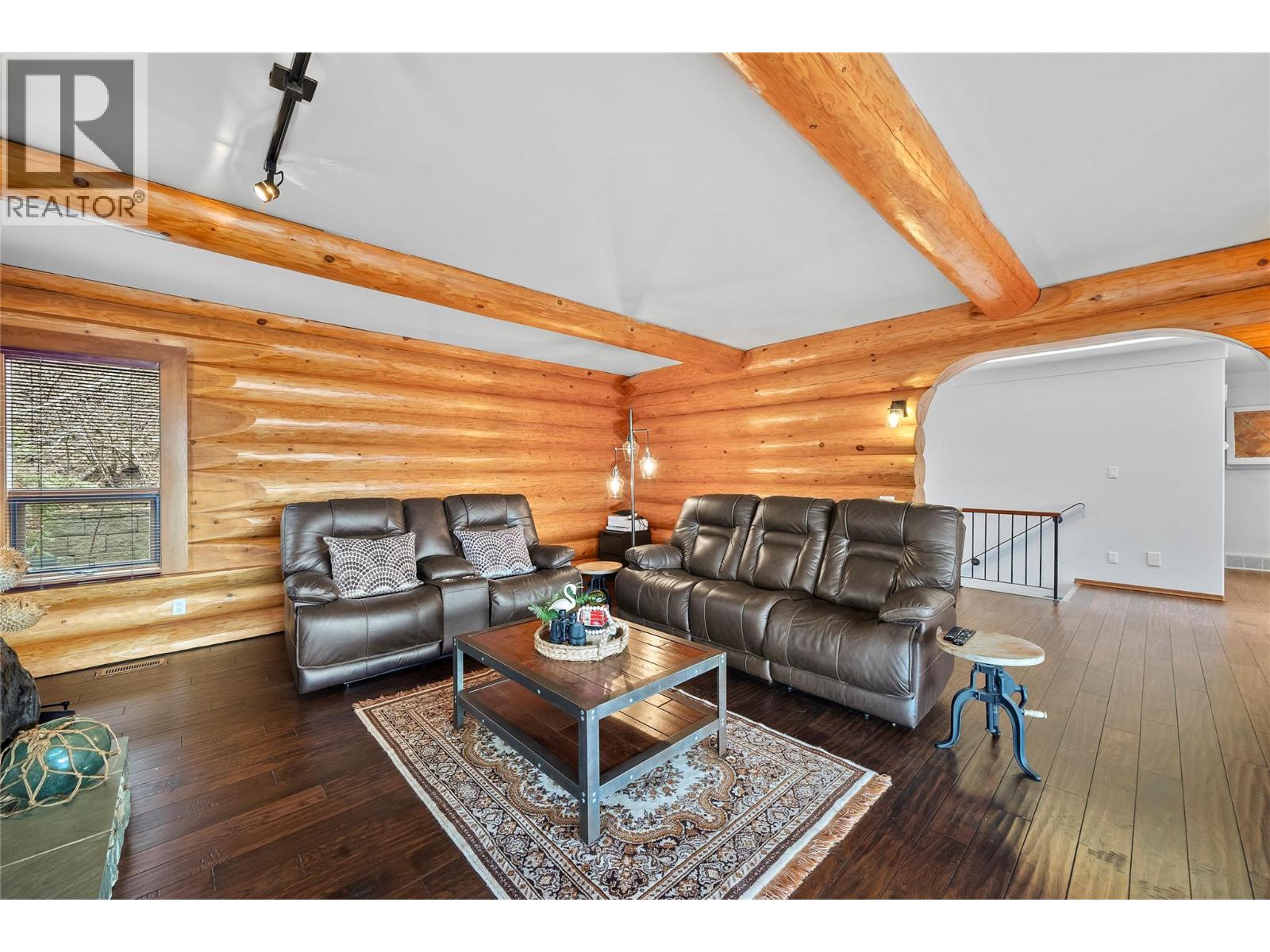 2822 Juniper Crescent - 15