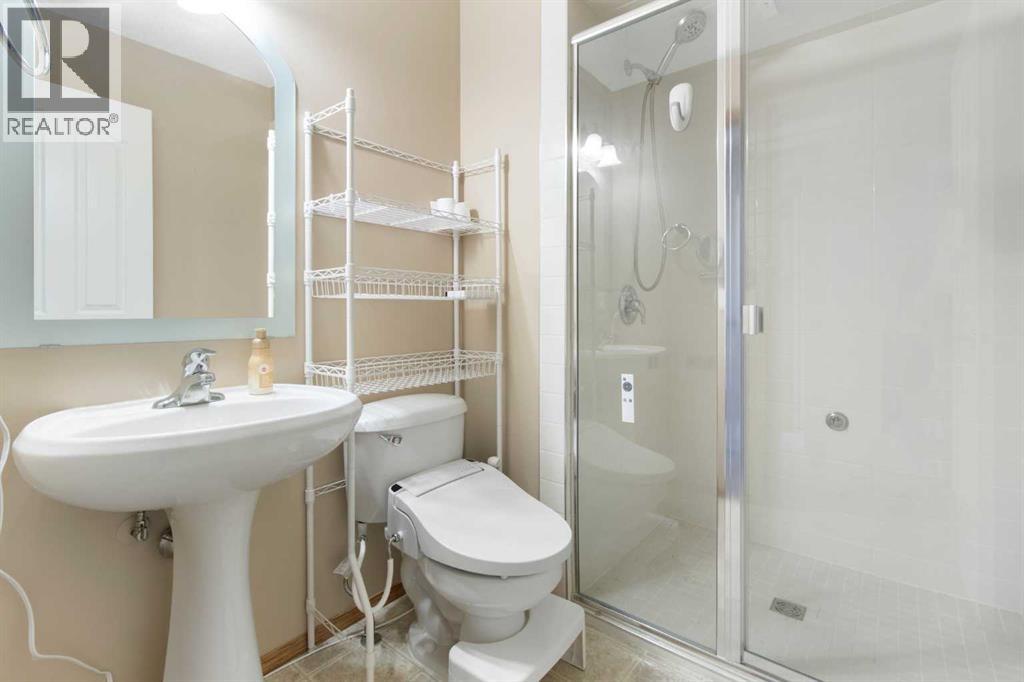 Single Family House for Sale in  Everwillow Close SW Evergreen Calgary 