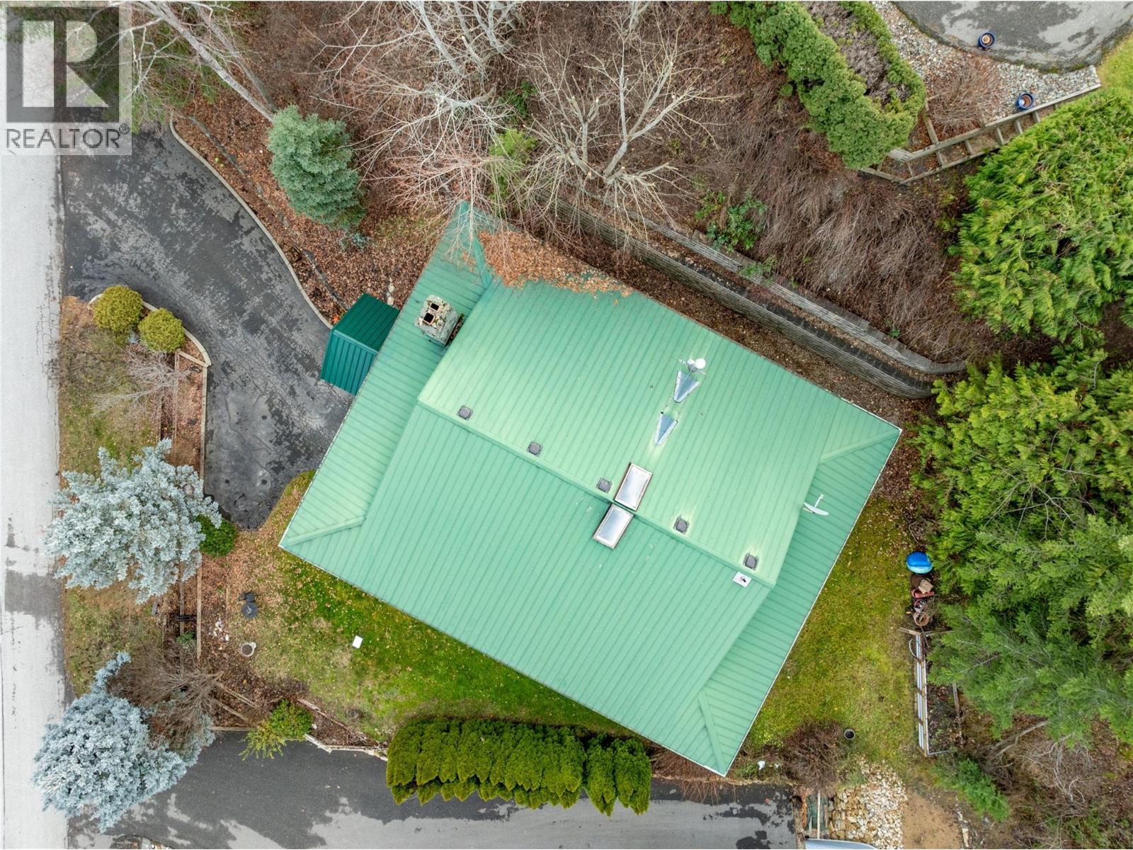 2822 Juniper Crescent - 45