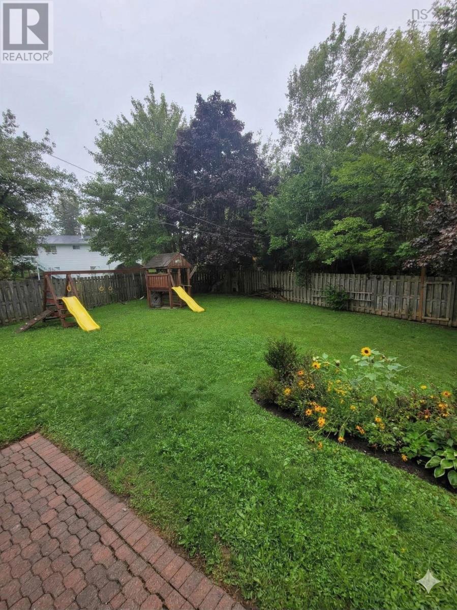 Property 20 of 45 of 23 Kuluna Court