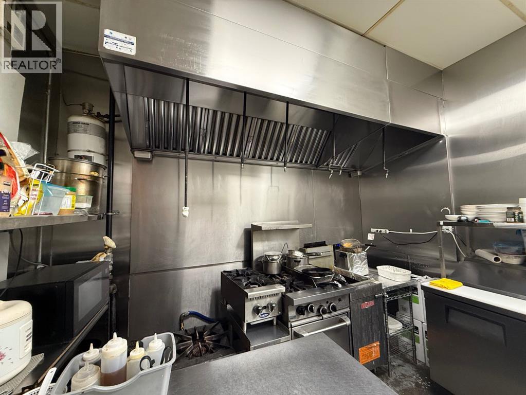 Business for Sale in  Japanese Street Tuxedo Park Calgary 