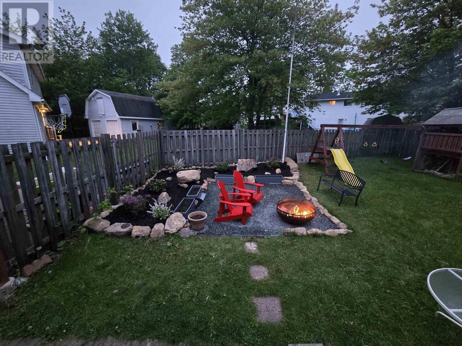 Property 8 of 45 of 23 Kuluna Court