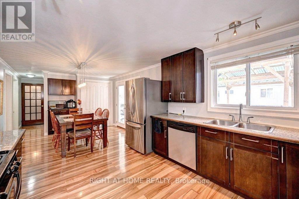 6 FERNDALE AVENUE - 10