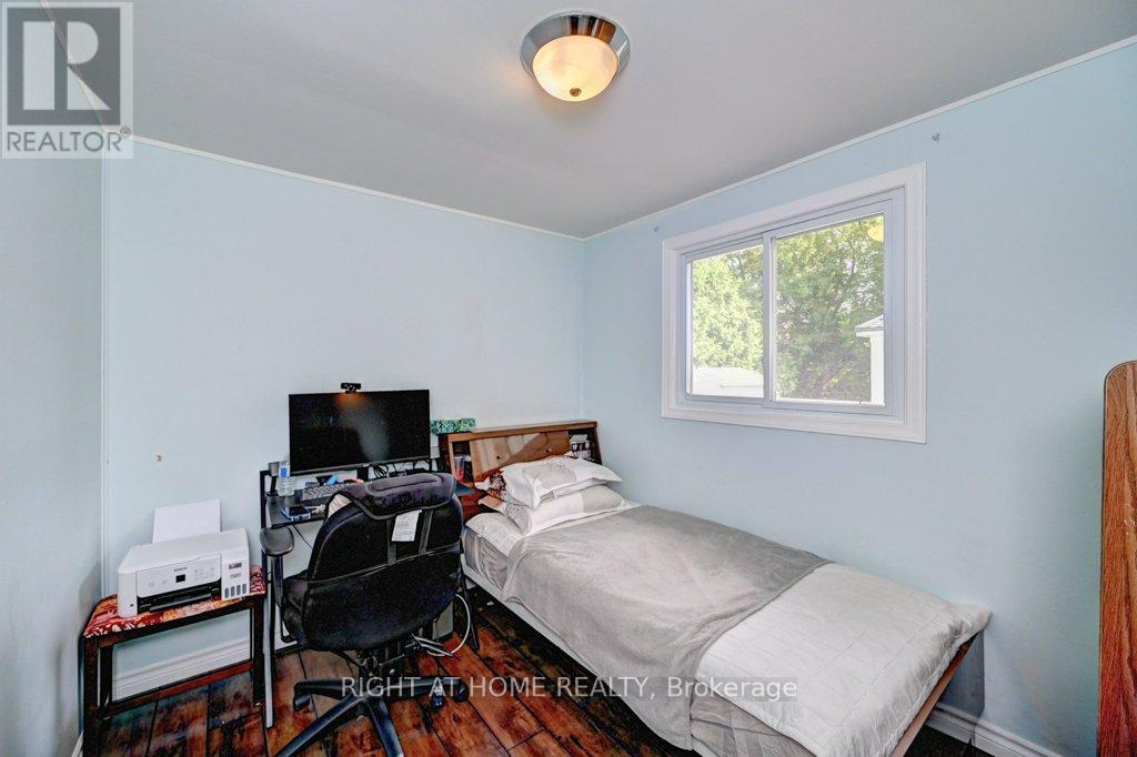 6 FERNDALE AVENUE - 20