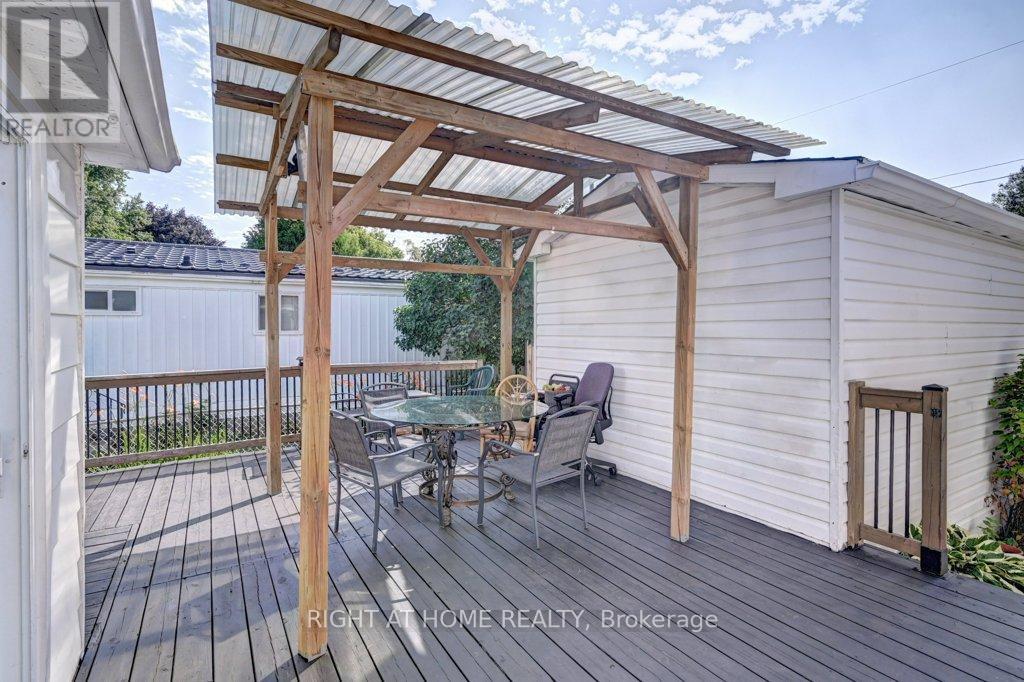 6 FERNDALE AVENUE - 47