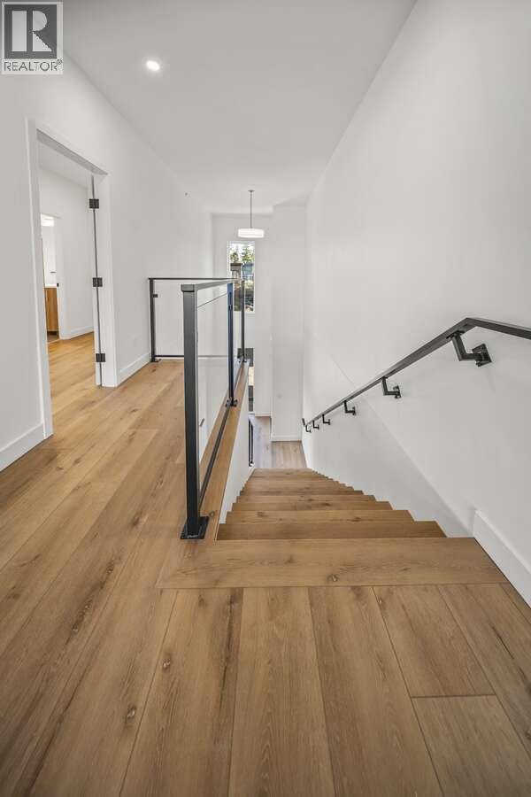 9845 East Side Road Unit# 165, Vernon