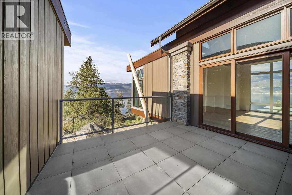 9845 East Side Road Unit# 165, Vernon