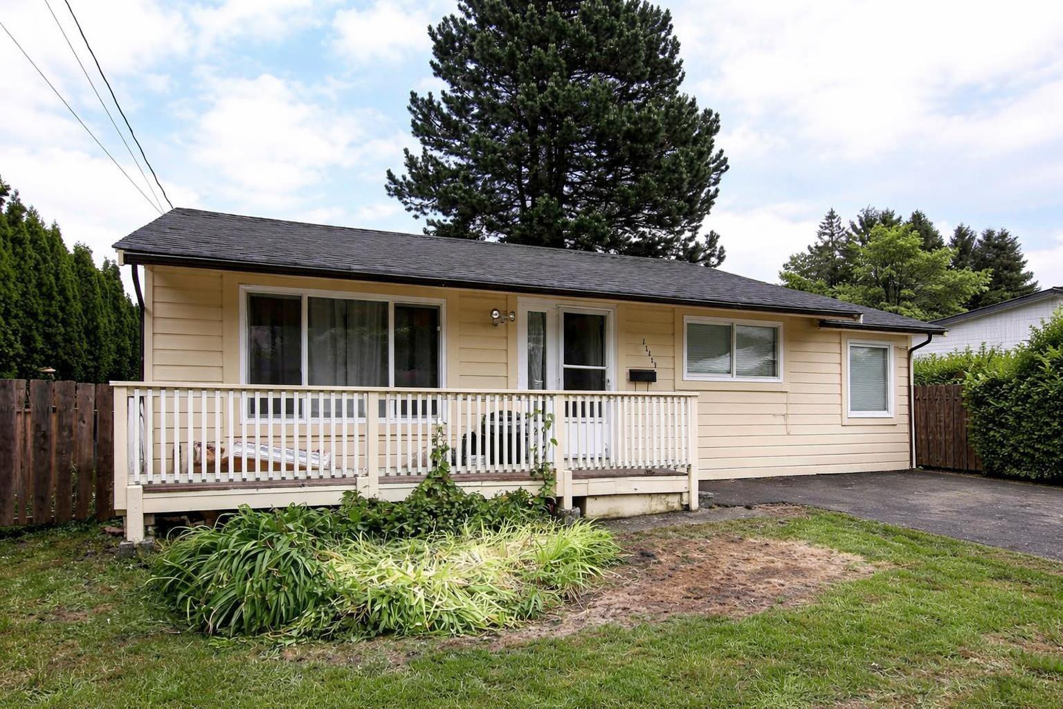 13475 HILTON Road - main photo