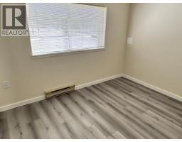 3pc Bathroom - 104-6900 Burnaby Street, Powell River, BC V8A5V3 Photo 6