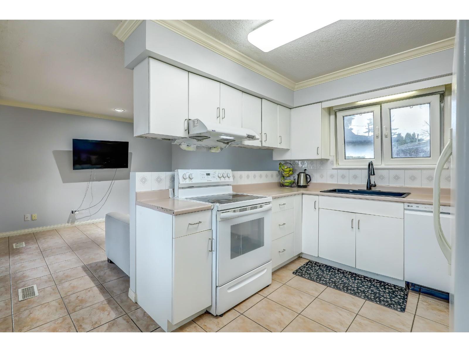 7554 FILEY Drive, Delta