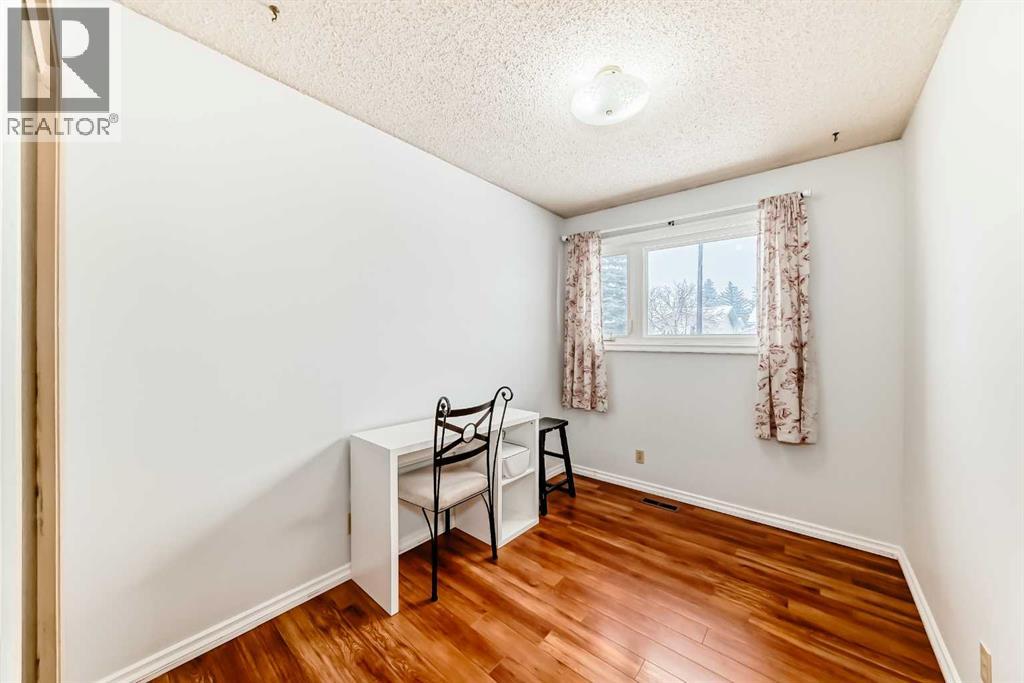 Single Family House Bungalow for Sale in  Rundlefield Crescent NE Rundle Calgary 