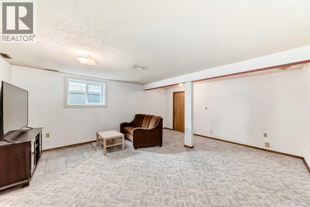 Single Family House Bungalow for Sale in  Rundlefield Crescent NE Rundle Calgary 