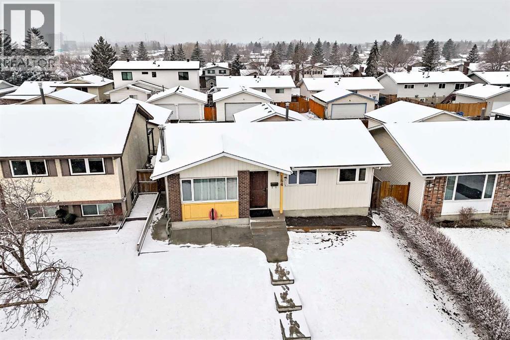 Single Family House Bungalow for Sale in  Rundlefield Crescent NE Rundle Calgary 
