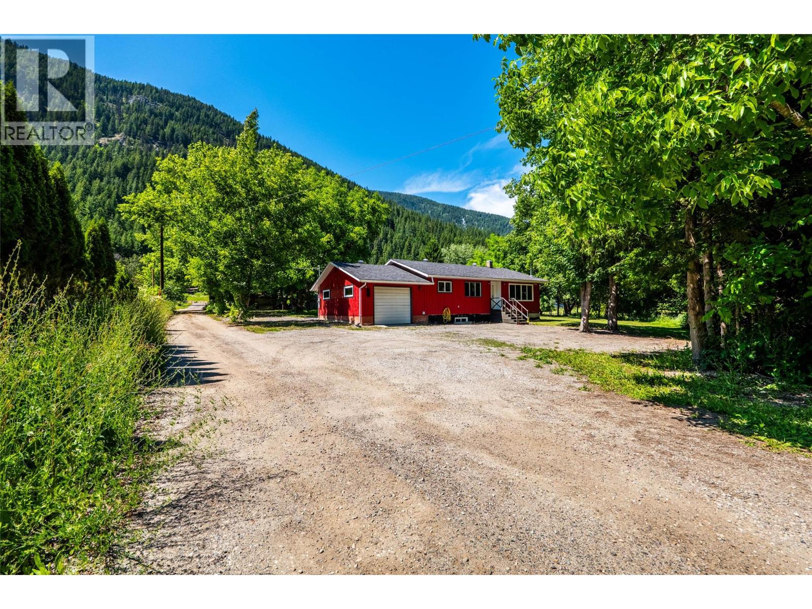 1801 3A Highway, Castlegar