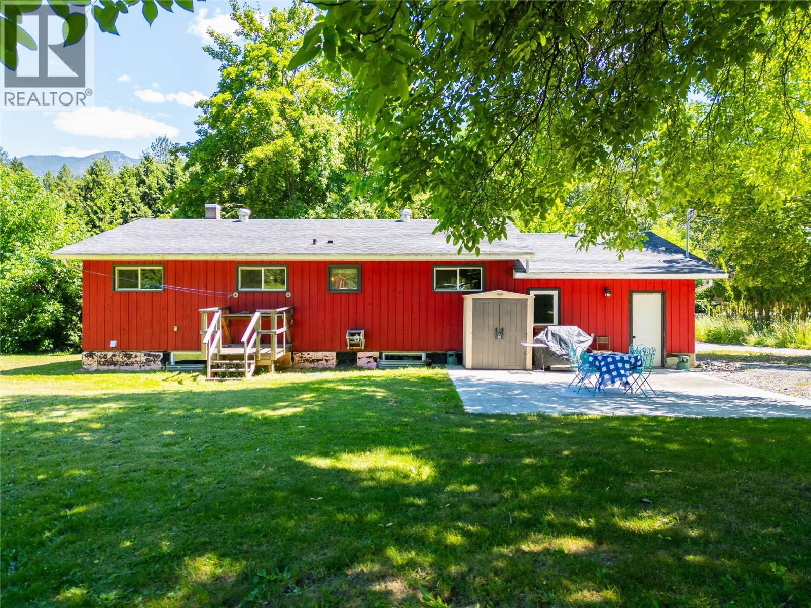 1801 3A Highway, Castlegar