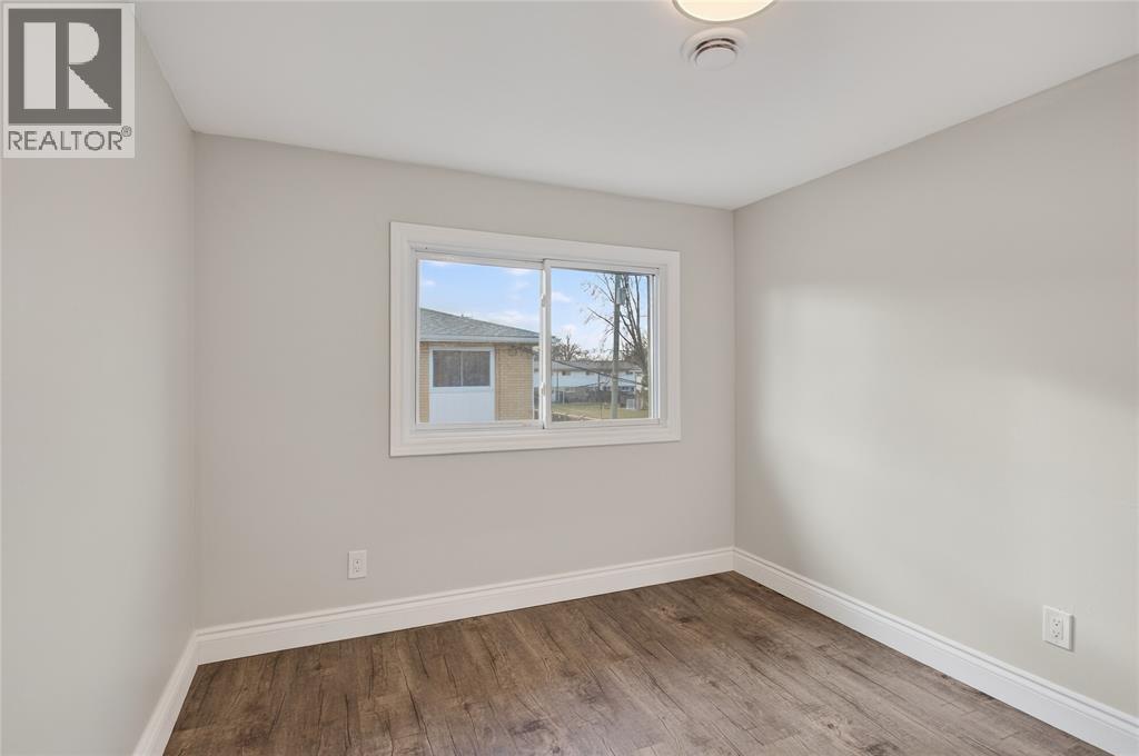 #20 816 WELLINGTON STREET - 15