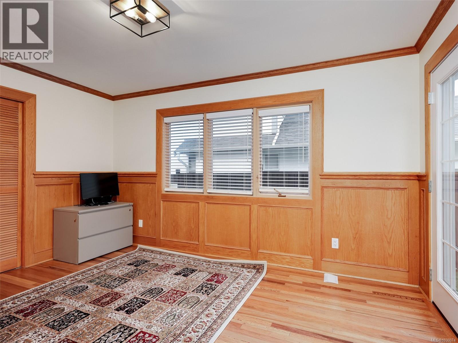  3914 Gibson Court, Saanich