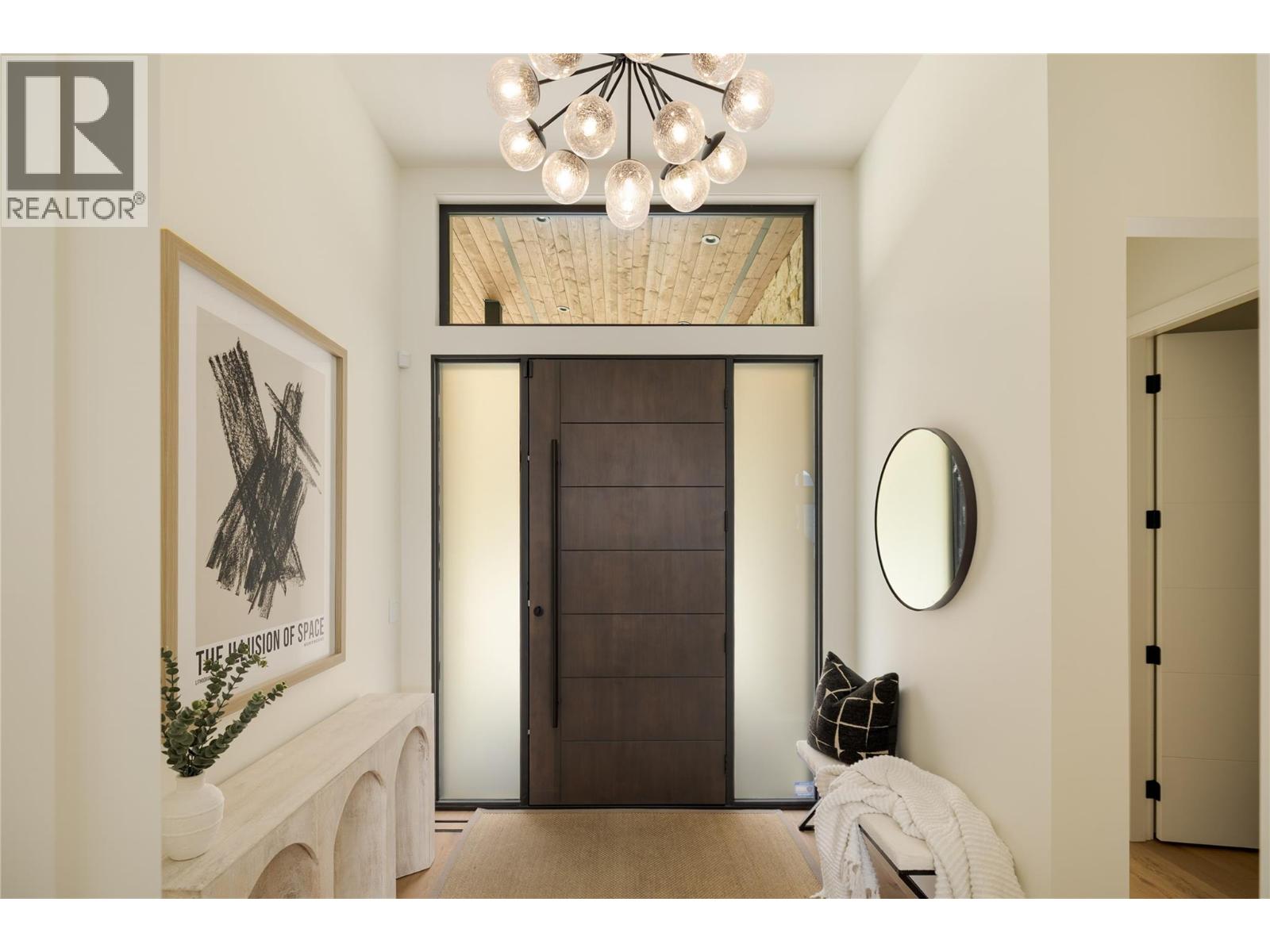  573 Clifton Court, Kelowna