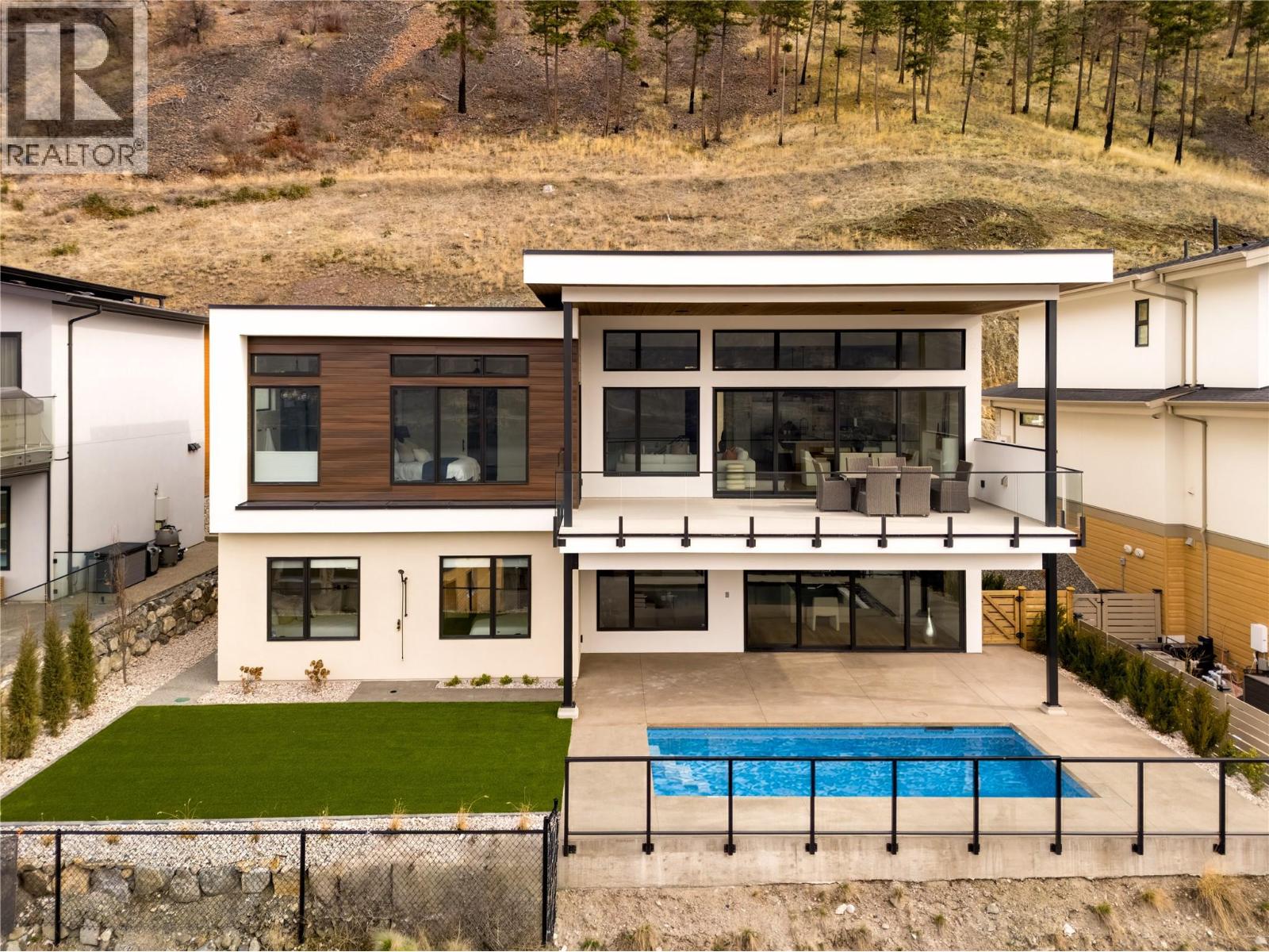  573 Clifton Court, Kelowna