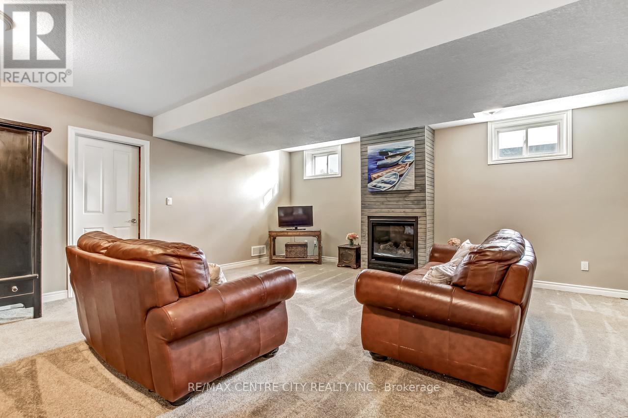 417 BEAMISH STREET Property Photo