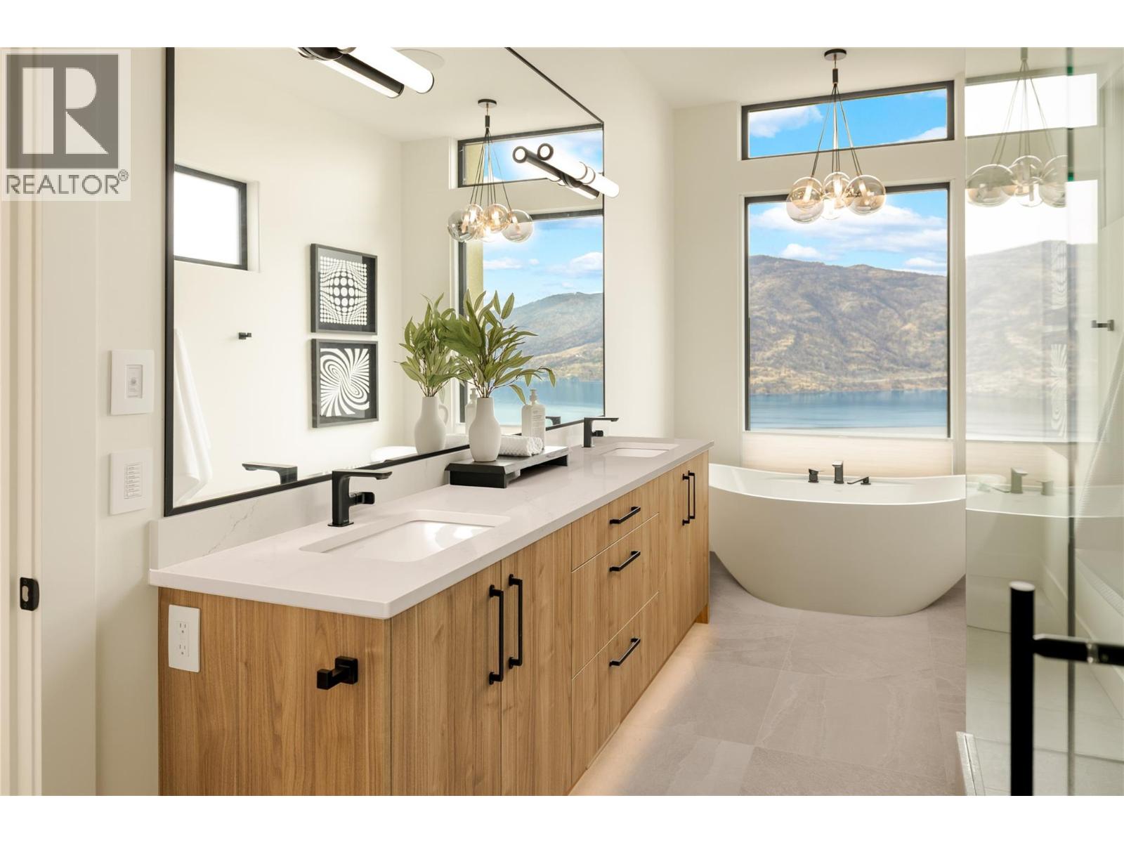  573 Clifton Court, Kelowna