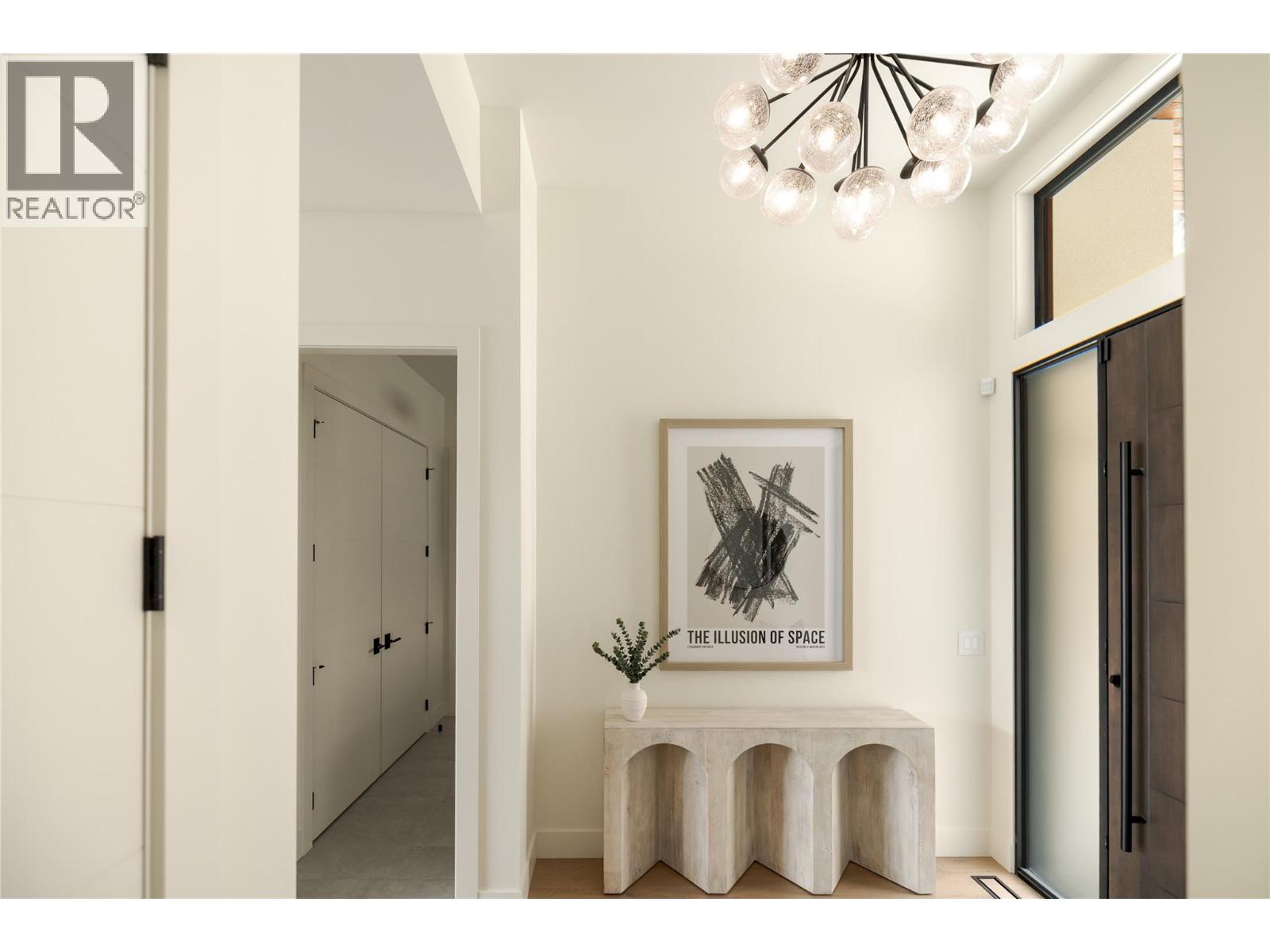  573 Clifton Court, Kelowna