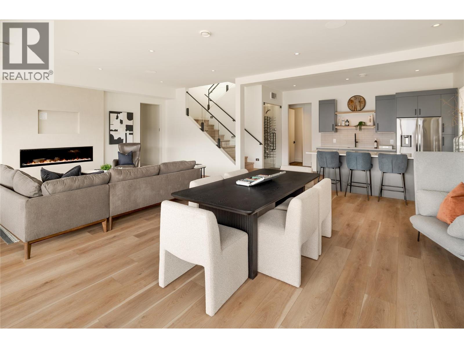  573 Clifton Court, Kelowna