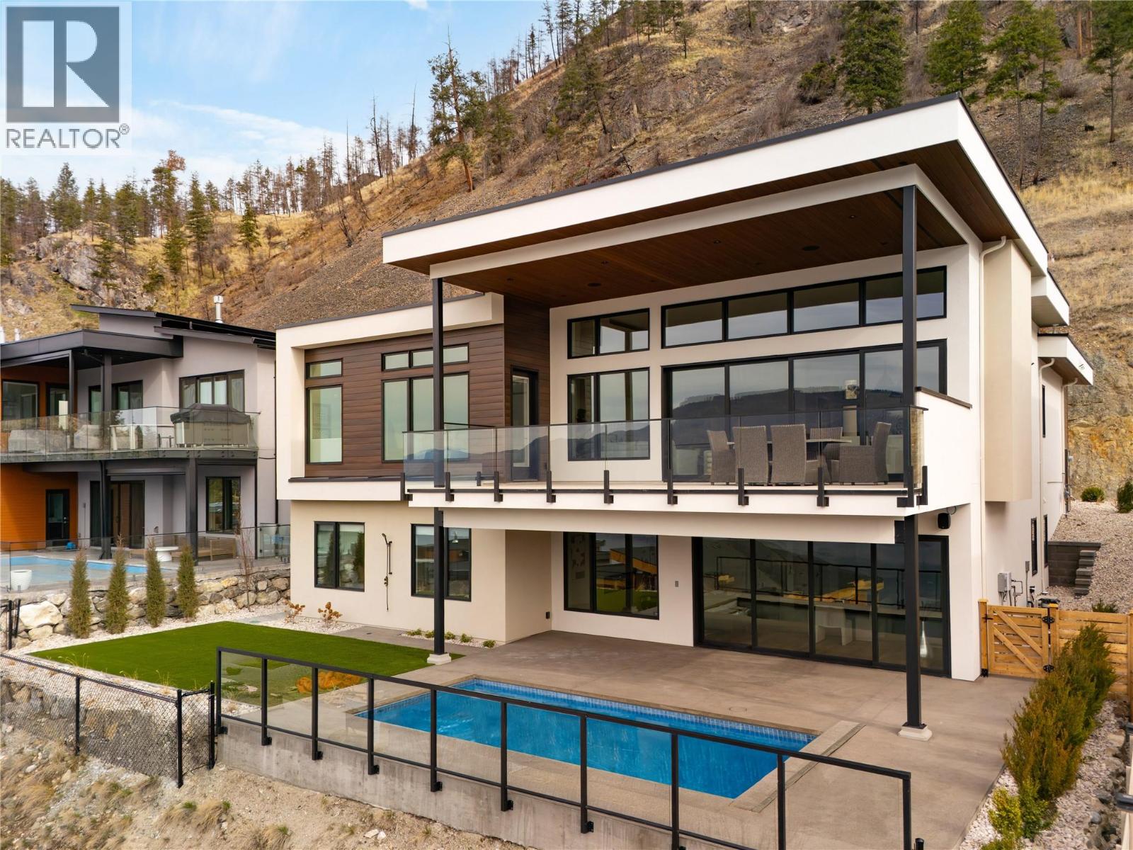  573 Clifton Court, Kelowna