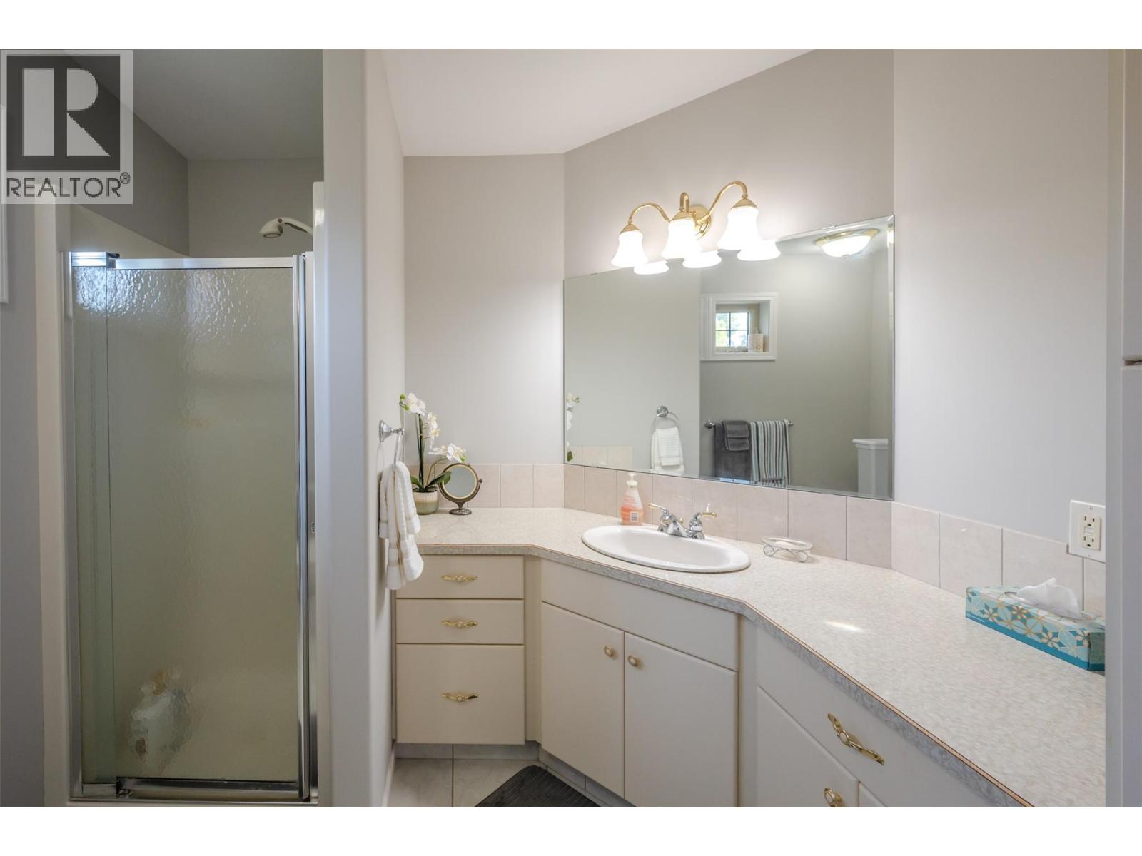 3604 LOBELIA Drive, Osoyoos