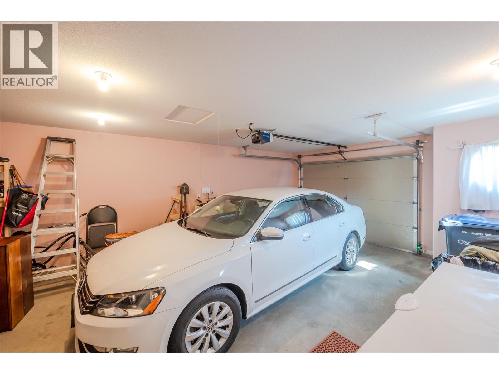 3604 LOBELIA Drive, Osoyoos