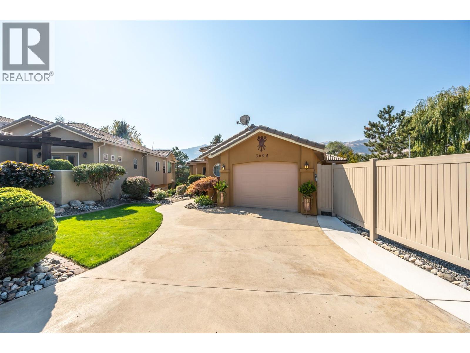 3604 LOBELIA Drive, Osoyoos