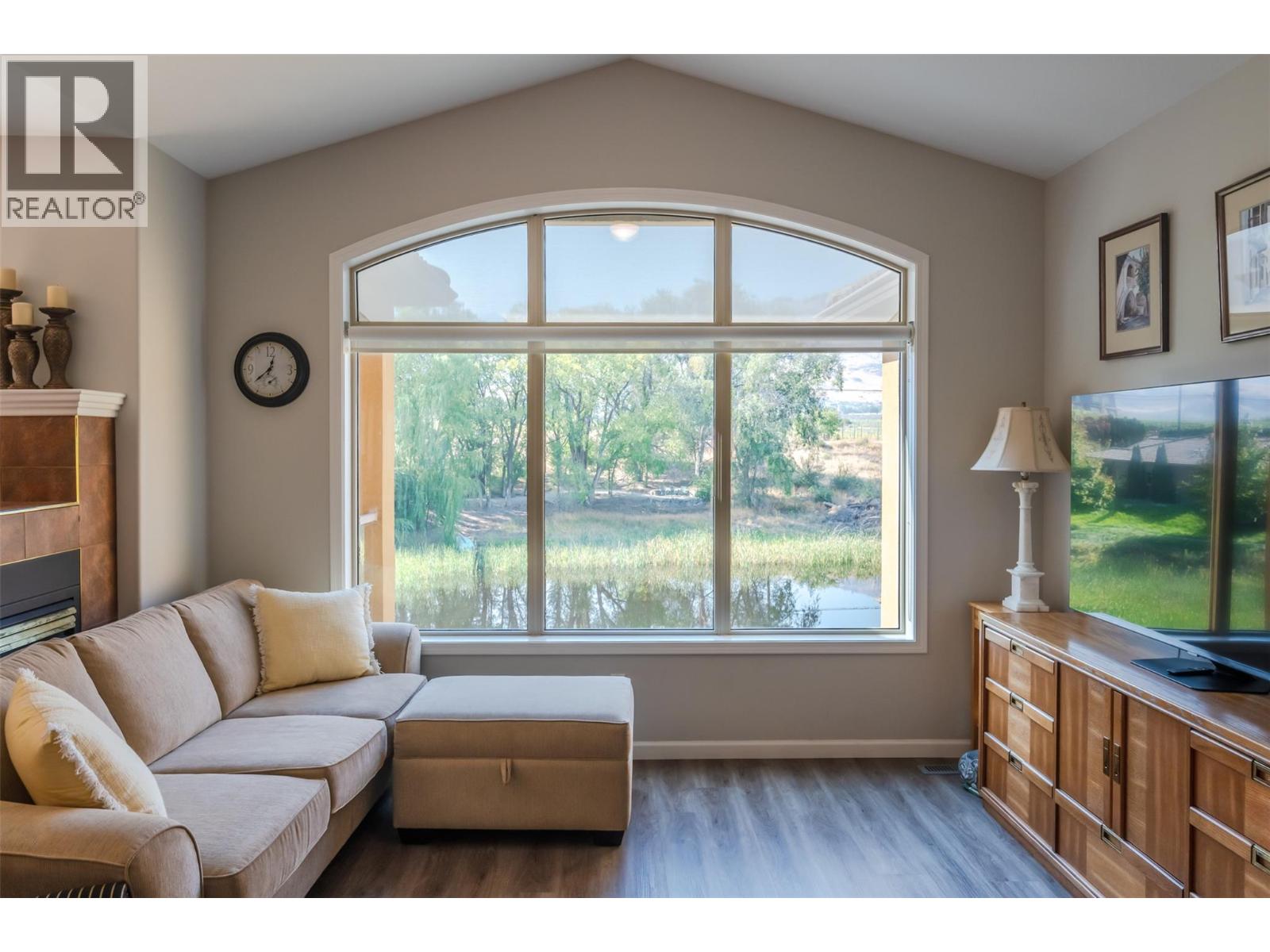 3604 LOBELIA Drive, Osoyoos