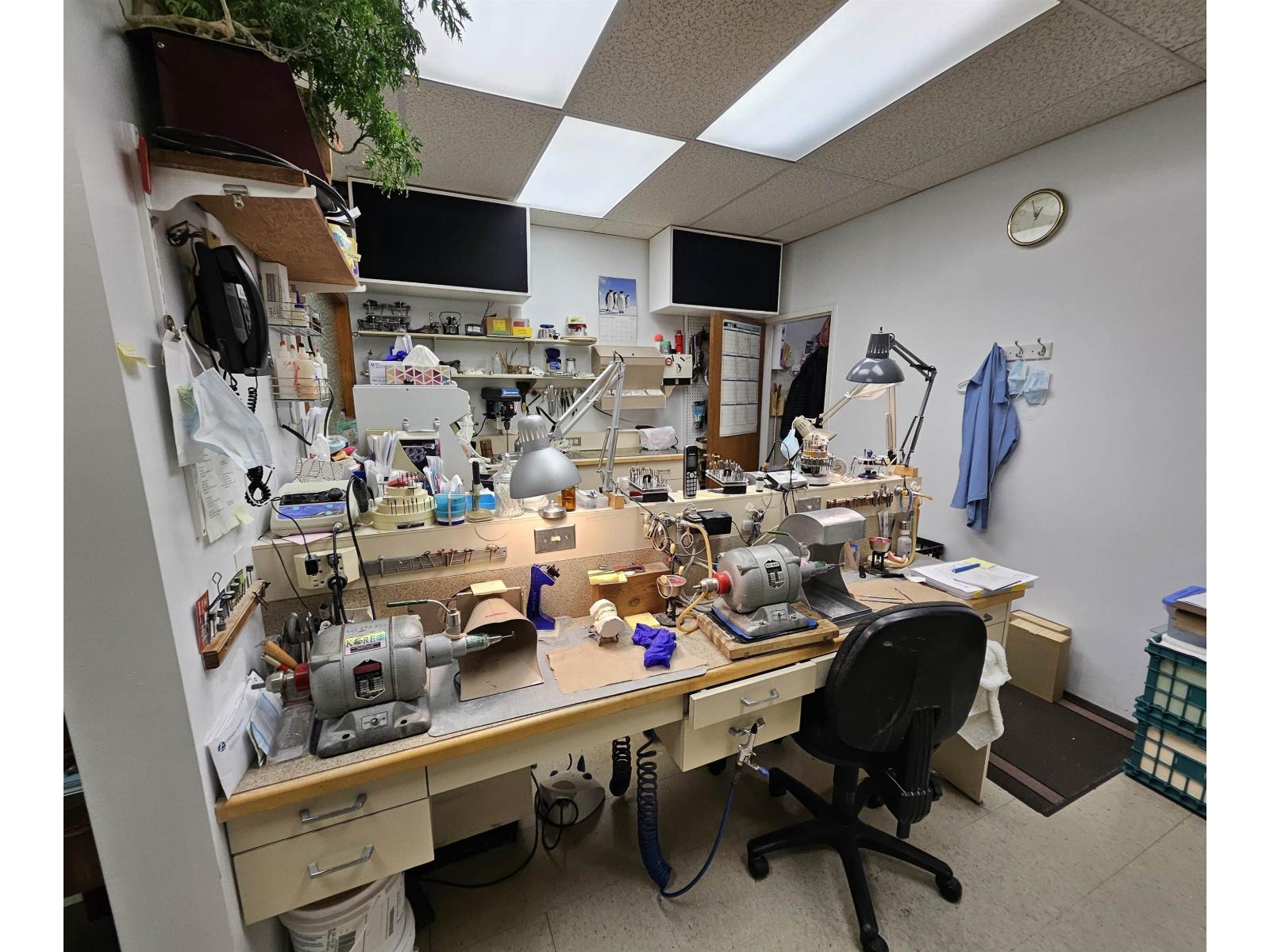 15168 ROPER AVENUE, White Rock