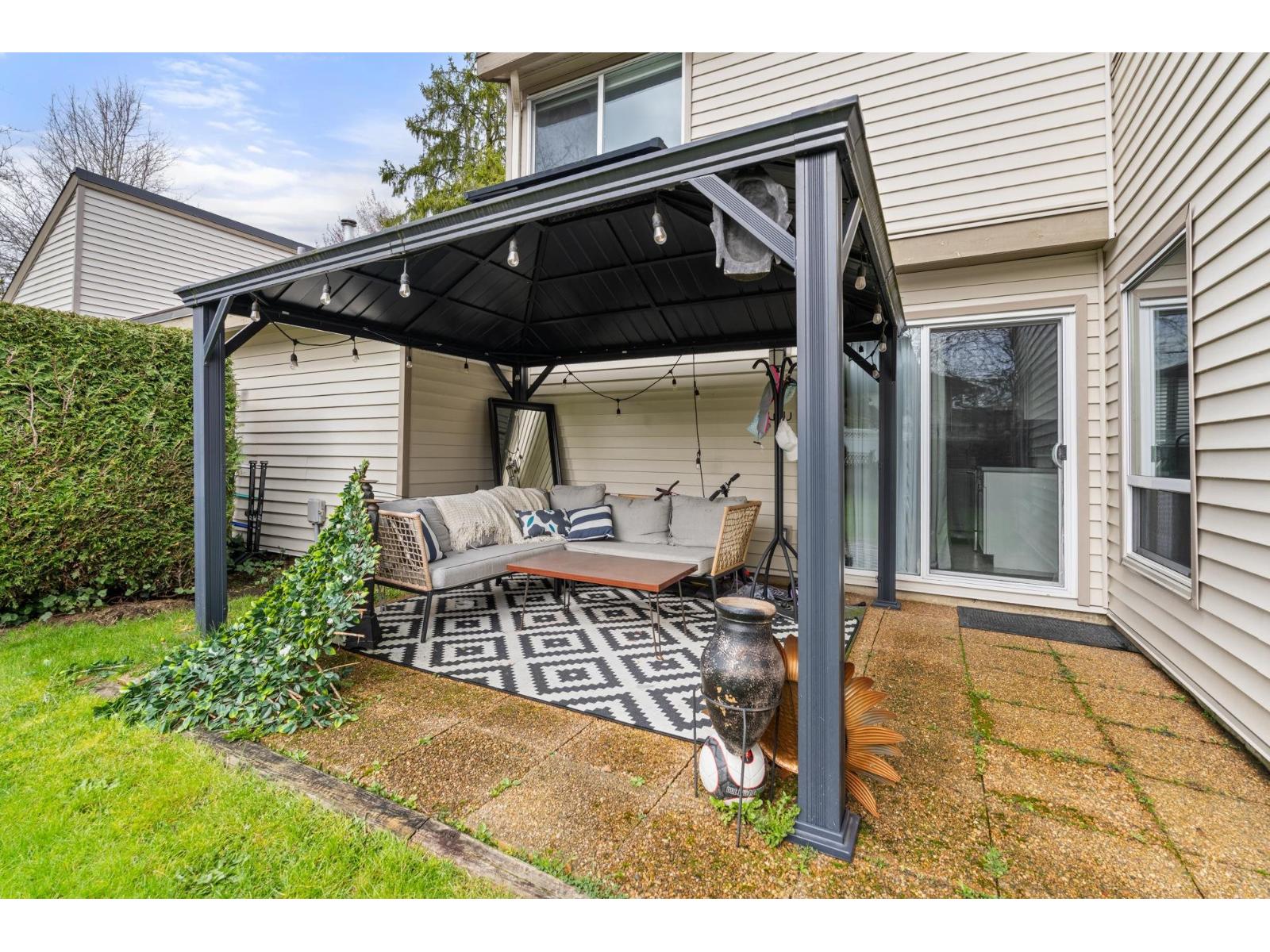 6113 W GREENSIDE DRIVE, Surrey