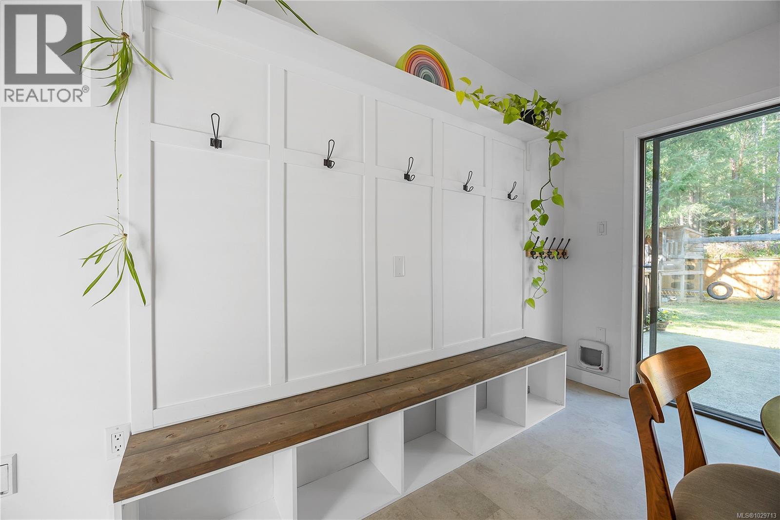 1475 GEORGINA RD - 17