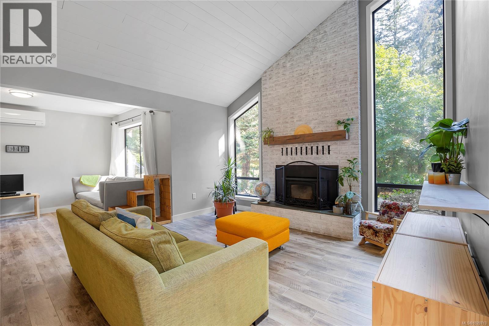 1475 GEORGINA RD - 5