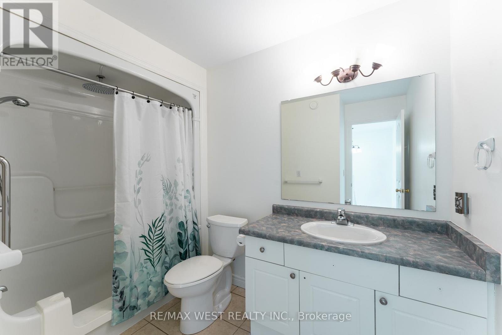 #3 114 BROWN STREET - 14