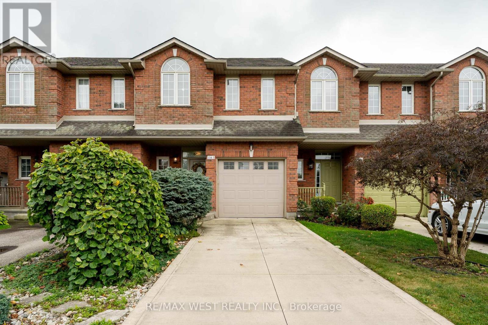 #3 114 BROWN STREET - 3