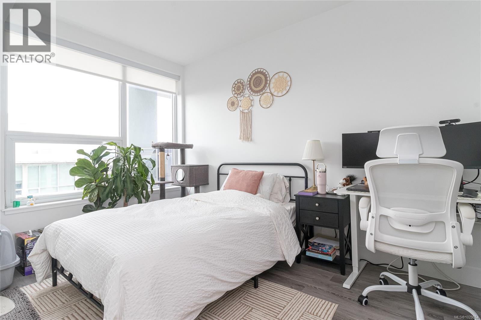 1002 777 Herald Street, Victoria