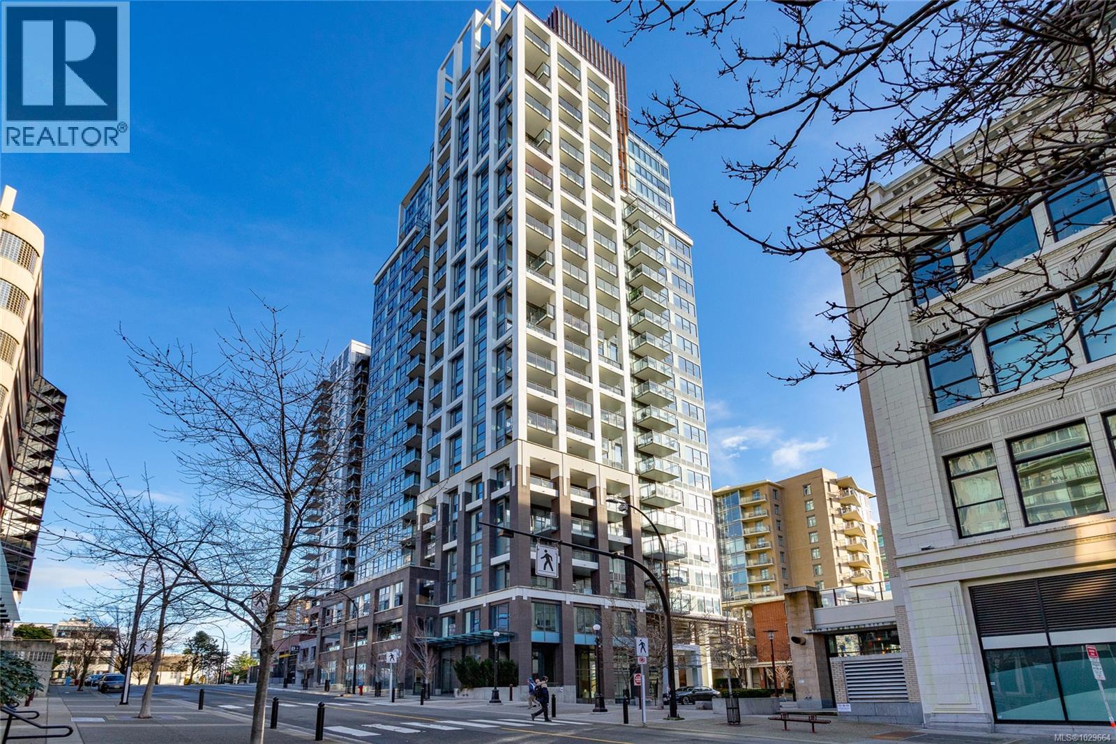 1002 777 Herald Street, Victoria